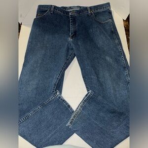 Wrangler Mens Cowboy Cut Premium Performance #47MAVVS  Medium Wash Jeans 40x32